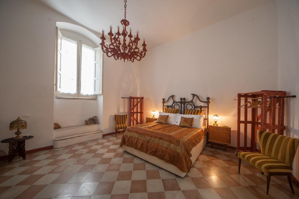 Suite San Giorgio ตรานิ ภายนอก รูปภาพ